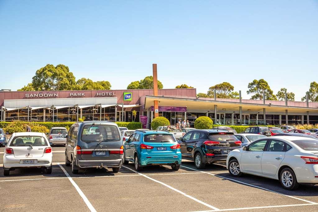 Nightcap At Sandown Park Hotel Noble Park Экстерьер фото